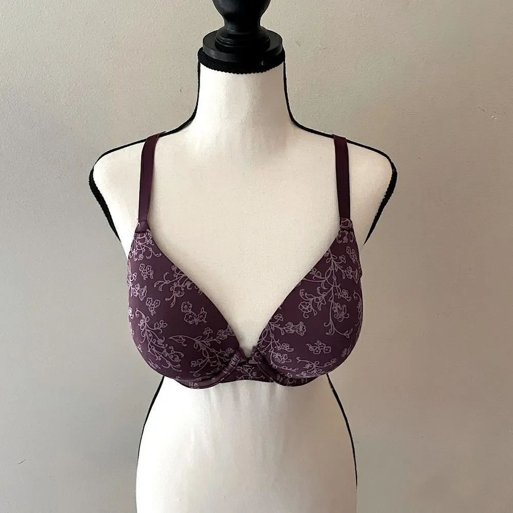 Used Vanity Fair “Fits You Perfectly” Dark Purple Bra. Size 34D.